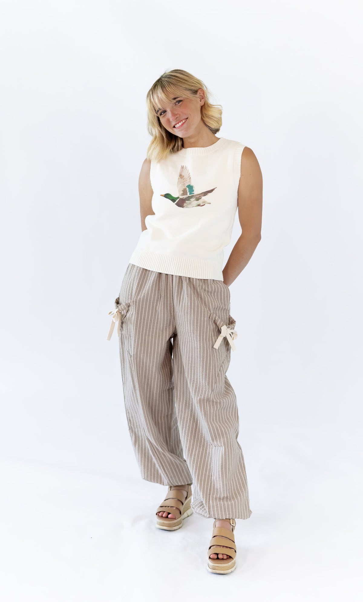 Milene Bow Detail Pants · Taupe