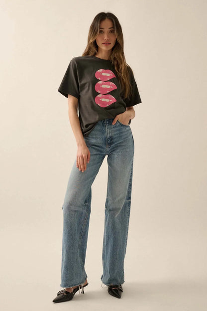 Lip Bite Vintage-Print Garment-Dyed Graphic Tee