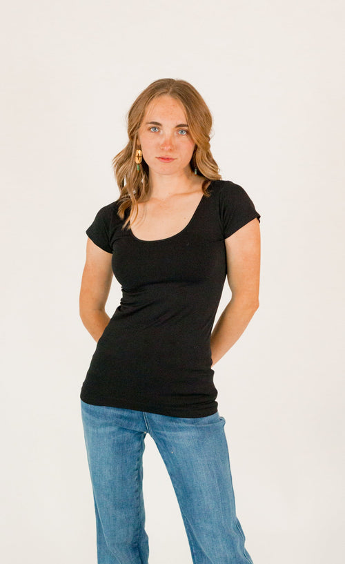 Cap Sleeve Tee ・Black