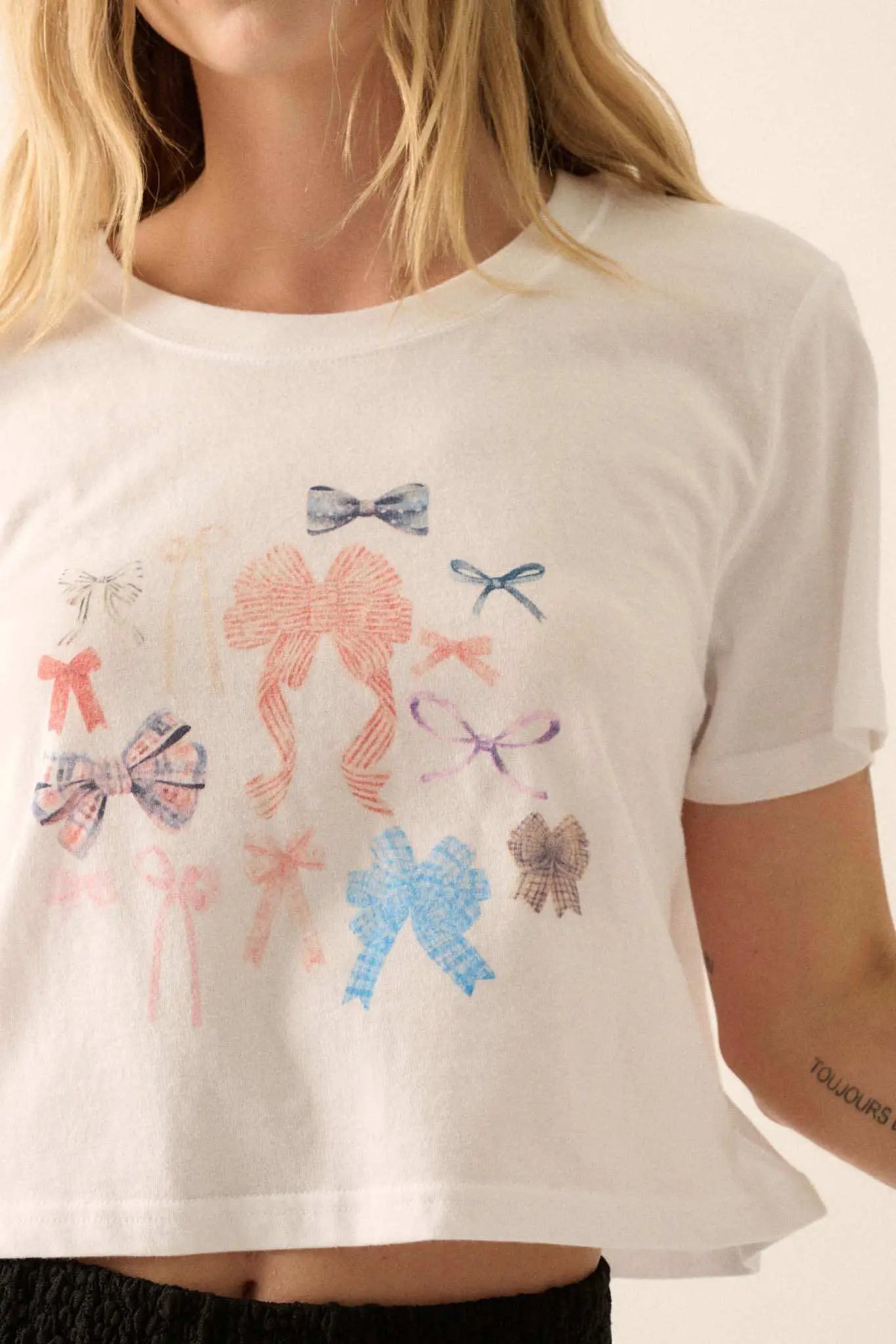 Bunches of Bows Garment-Wash Cropped Graphic Tee