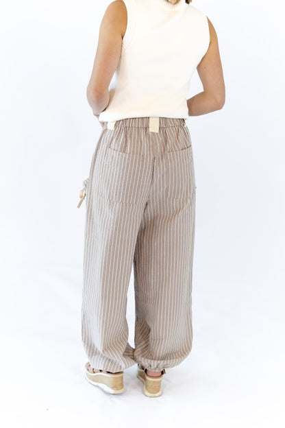 Milene Bow Detail Pants · Taupe