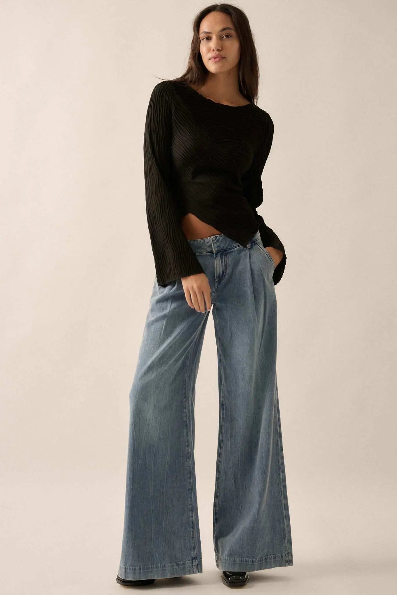 So It Flows Wavy Ribbed-Knit Asymmetrical Top