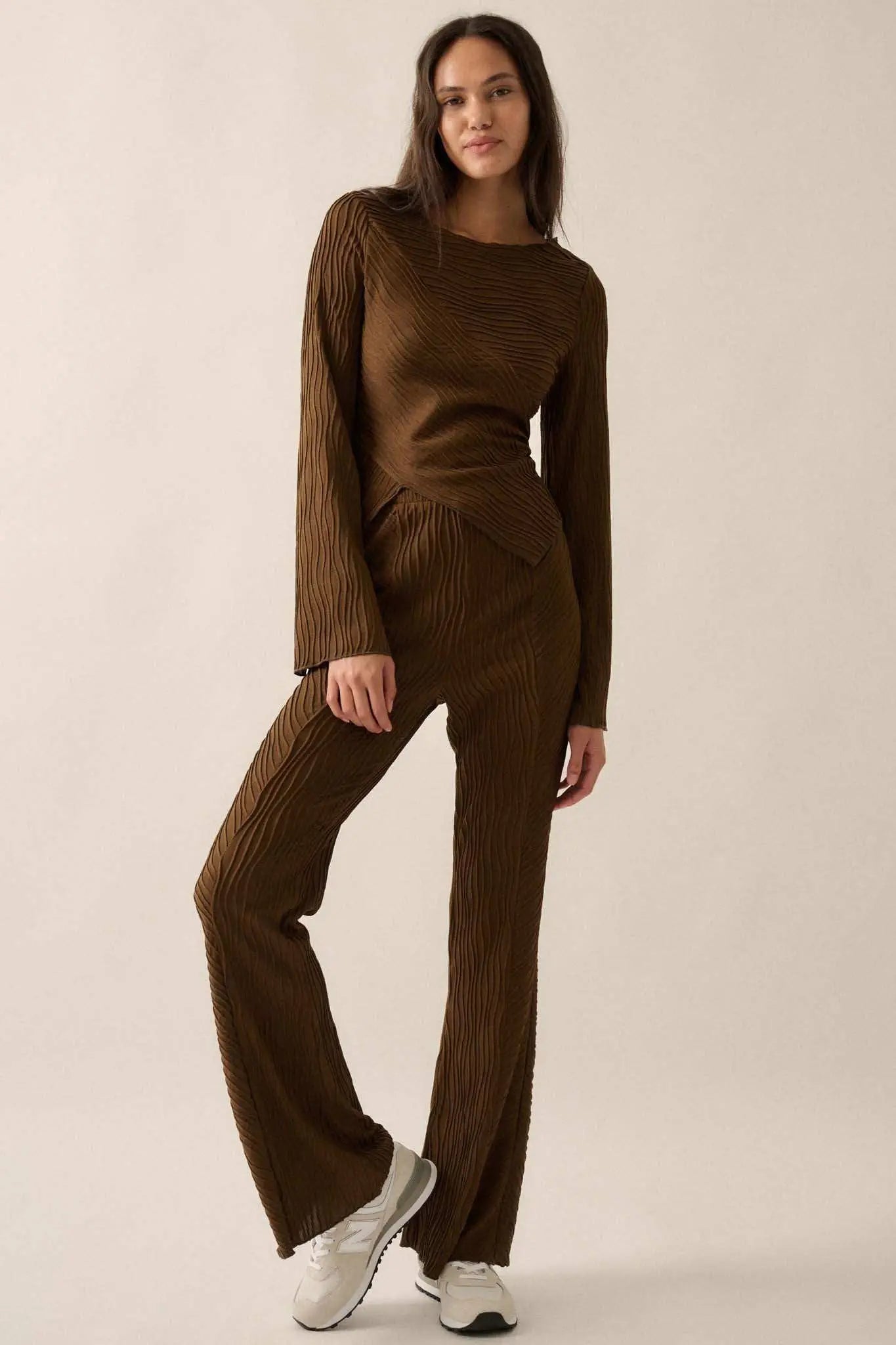 So It Flows Wavy Ribbed-Knit Asymmetrical Top
