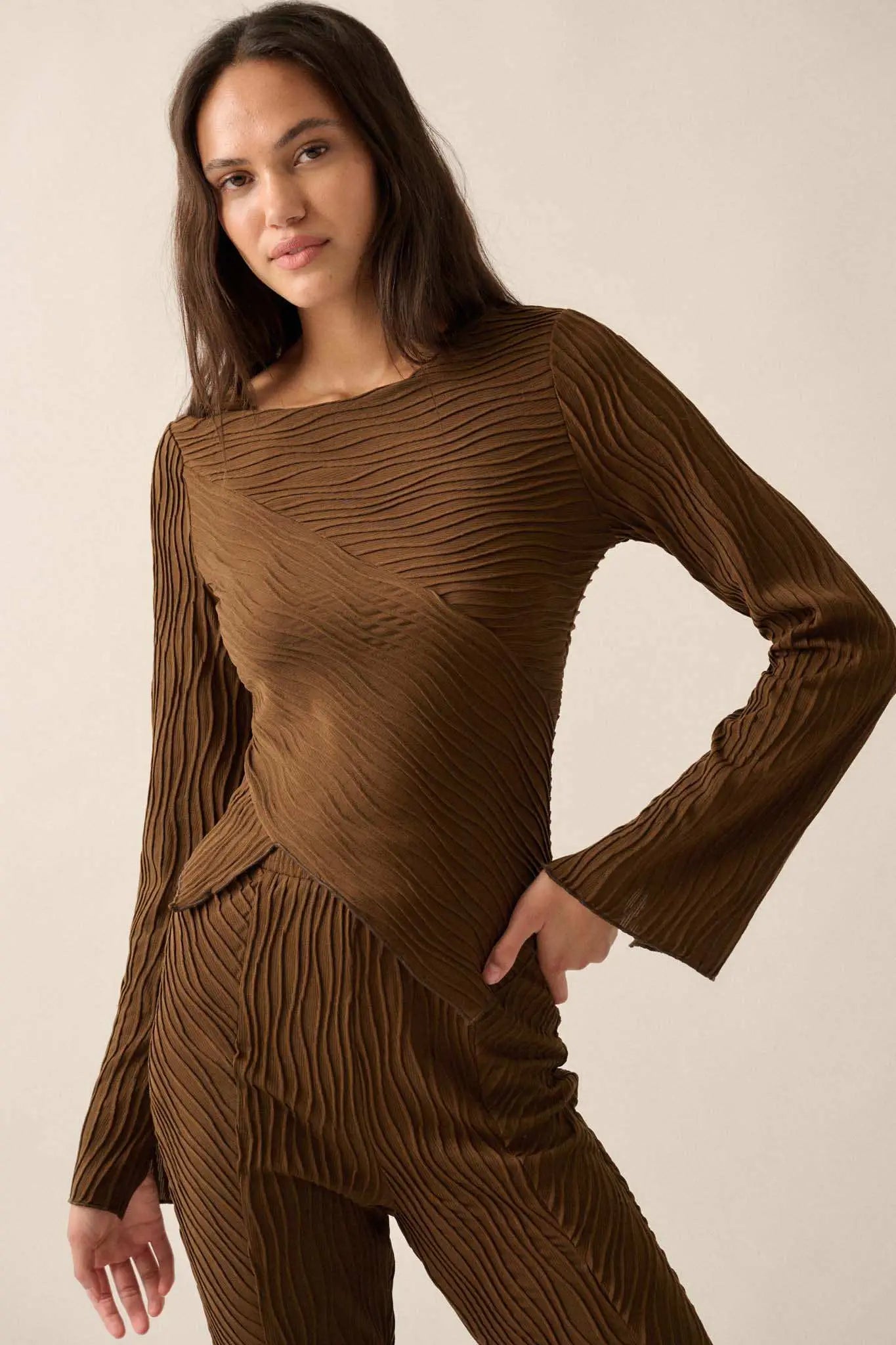 So It Flows Wavy Ribbed-Knit Asymmetrical Top